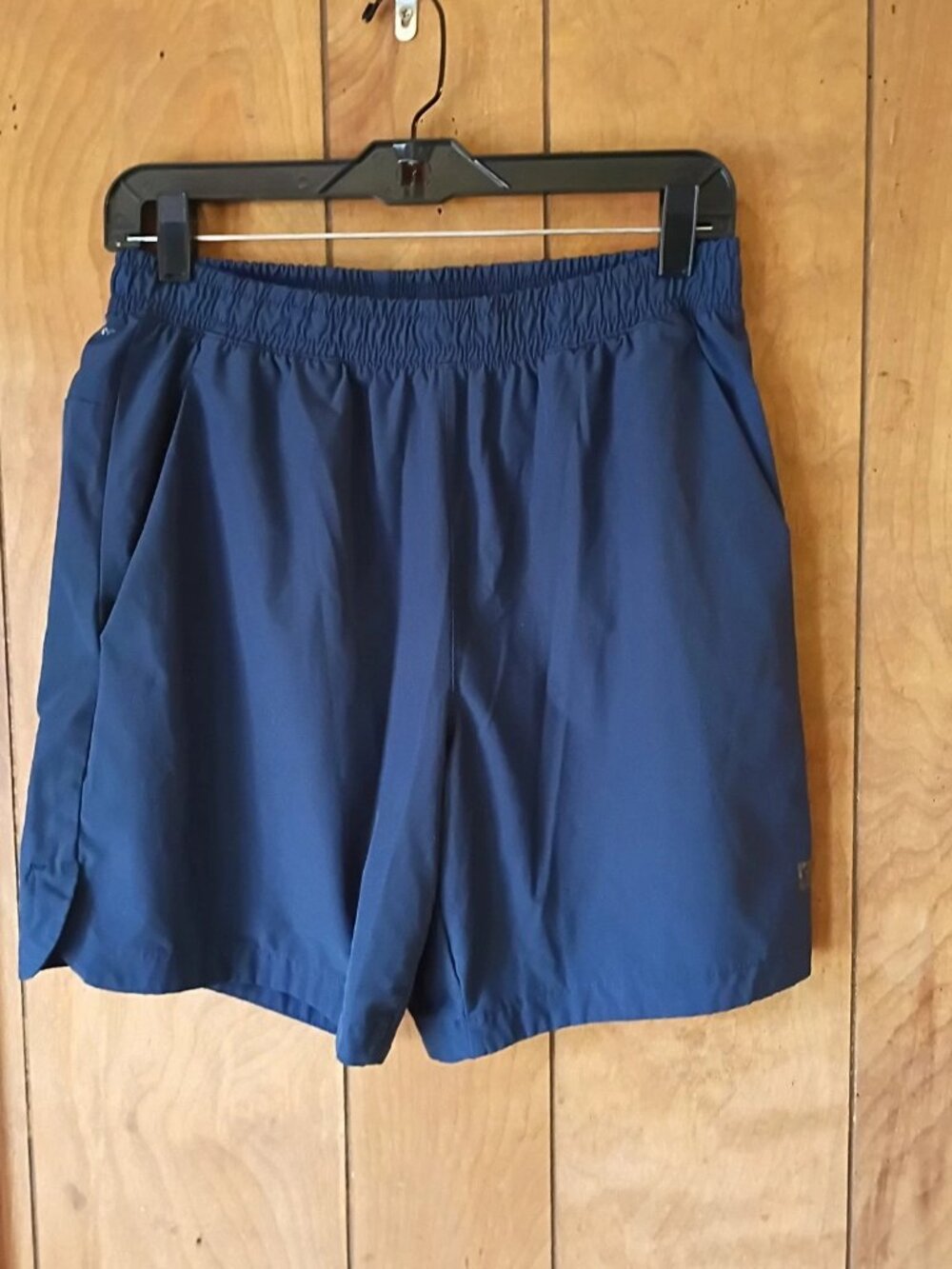 Layer 8 Women's Athletic Shorts Size M Navy Blue Quick Dry Stretch Pockets